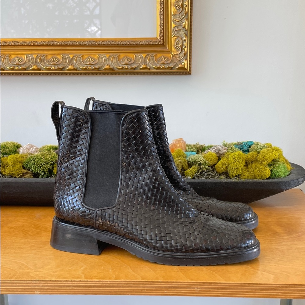 Mezlan Women’s Woven Leather Chelsea Boots Black Made in Spain Size 7 European